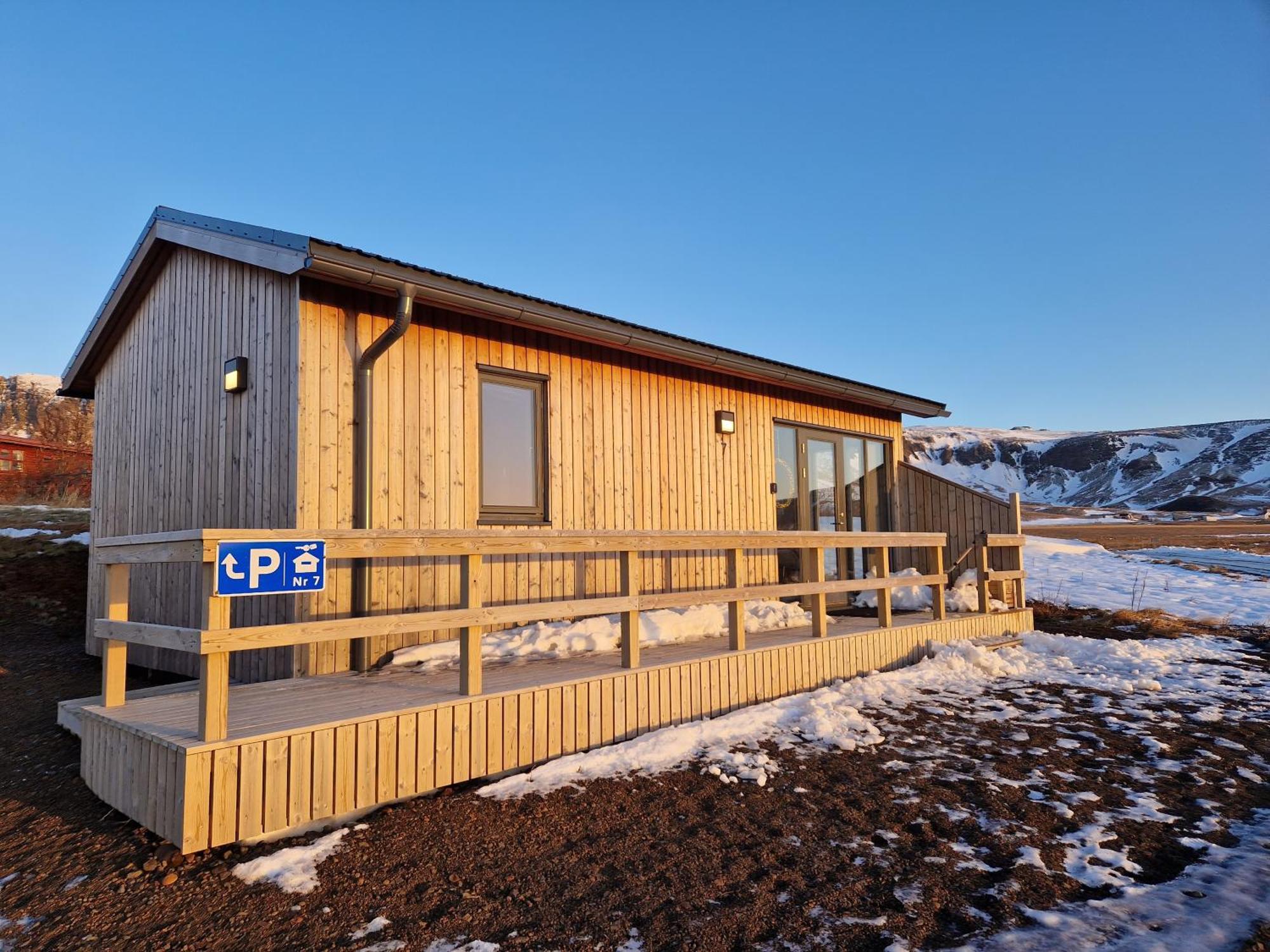 Black Beach Farm Вик Экстерьер фото
